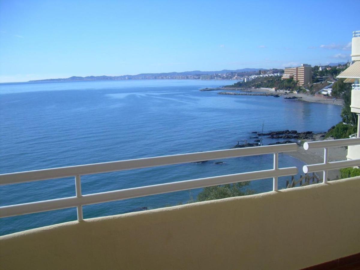 Holidays2Benalmadena Torrequebrada Sea View Front Beach With Pool Parking & Terraces Zewnętrze zdjęcie