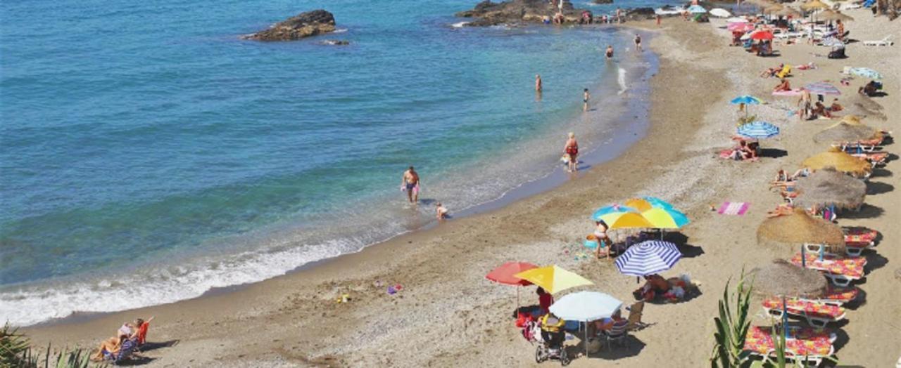 Holidays2Benalmadena Torrequebrada Sea View Front Beach With Pool Parking & Terraces Zewnętrze zdjęcie
