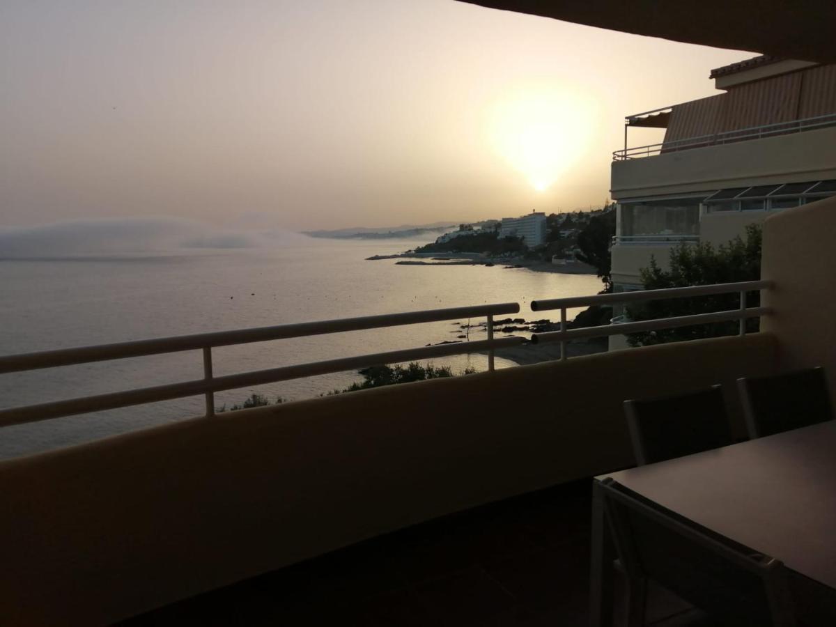Holidays2Benalmadena Torrequebrada Sea View Front Beach With Pool Parking & Terraces Zewnętrze zdjęcie